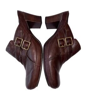 Clarks Artisan Brown Leather Mules Clogs Double Buckle Stacked Heel 8